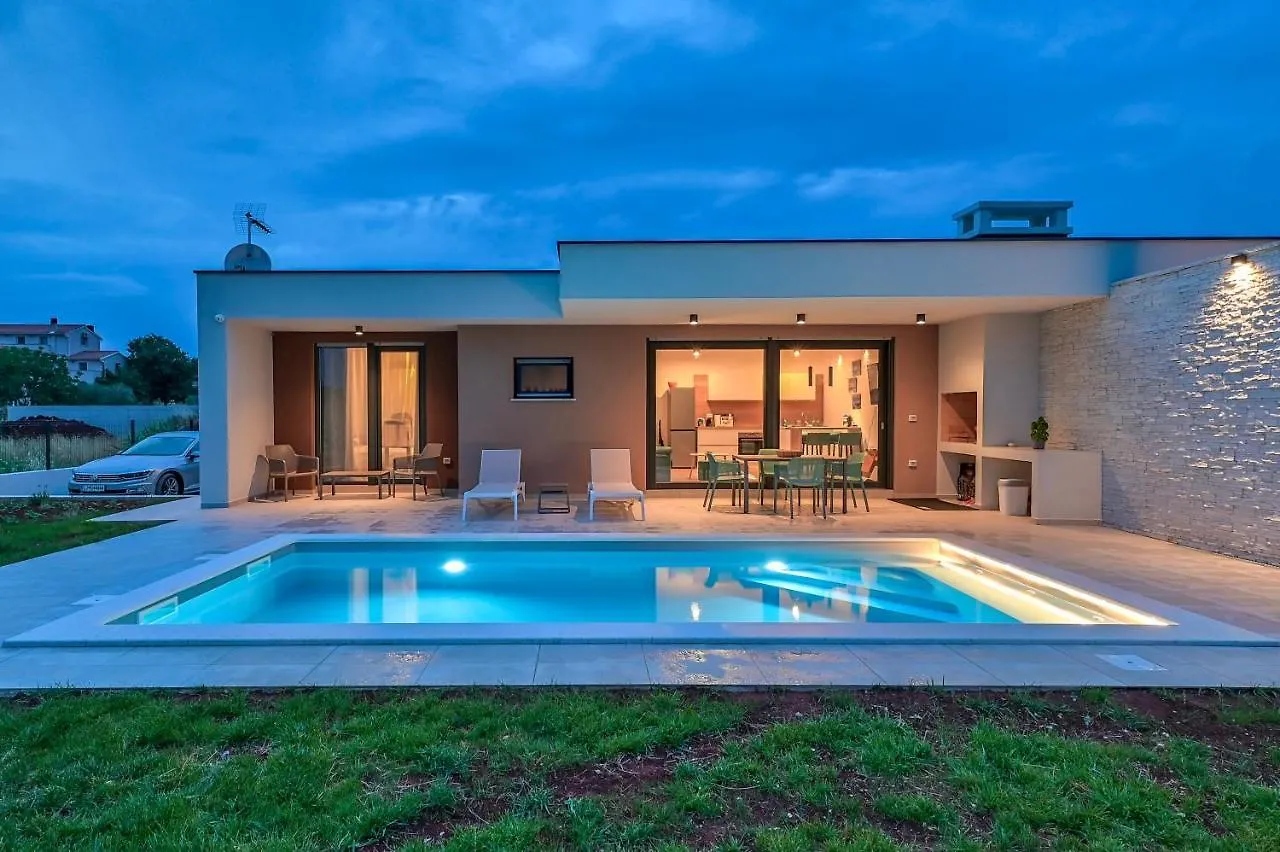 Villa Little Mo Ližnjan Croazia