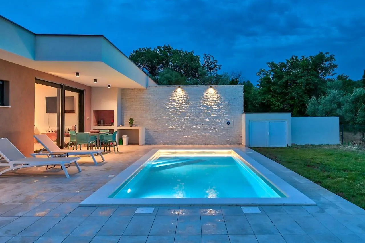 Villa Little Mo Liznjan 0*,  Croatia